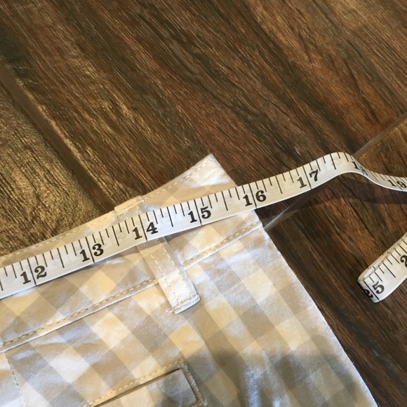 Bass checkered shorts. - Picture 5 of 7